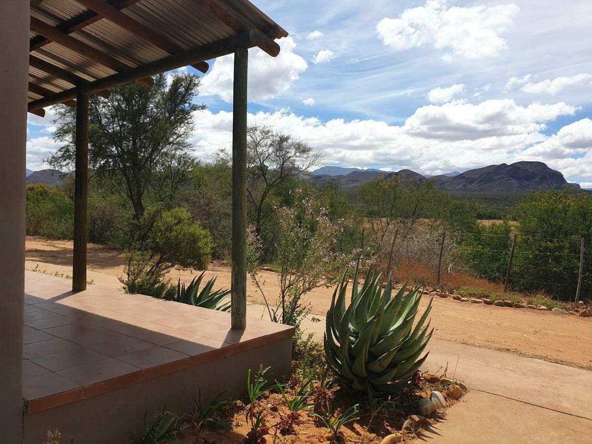 Thabile Lodge Oudtshoorn Exterior foto